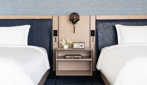 Deluxe Room, 2 Queen Beds, Balcony (Tower)