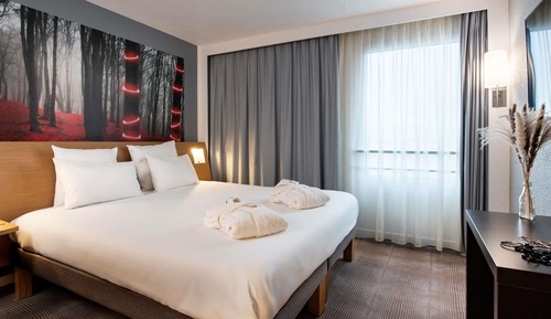 Suite, 1 Double Bed with Sofa bed