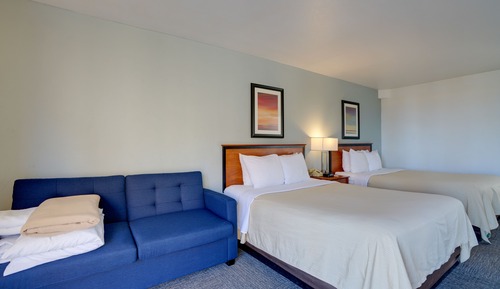 Family Room, Multiple Beds