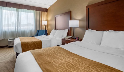 Standard Room, 2 Double Beds, Non Smoking (No Elevator Access)