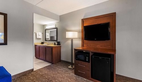 Suite, 2 Queen Beds, Refrigerator & Microwave, Poolside (1st Floor)