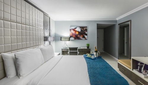 Deluxe Room, 1 King Bed