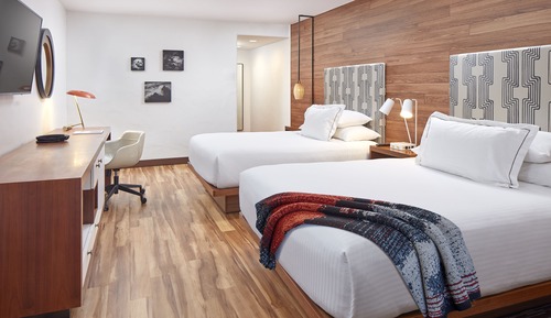 Standard Room, 2 Queen Beds, Accessible (Roll in Shower)