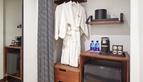 Room, 2 Queen Beds, Balcony