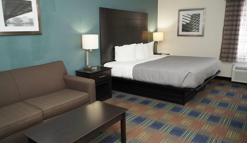 Suite, 1 King Bed + Sofa Bed, Non Smoking, Walk-in Shower (Upgrade)