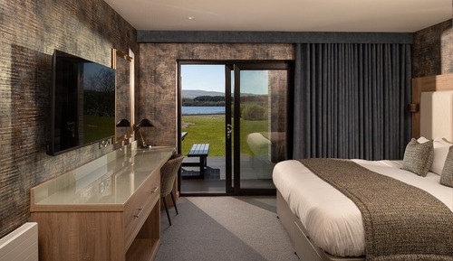 Luxury House, 2 Bedrooms, Hot Tub, Lake View