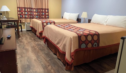 Standard Room, 2 Queen Beds