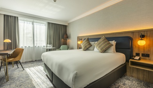 Premium Room, 1 King Bed (Super King)