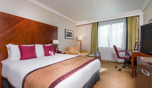 Standard Room, 1 Queen Bed, Balcony