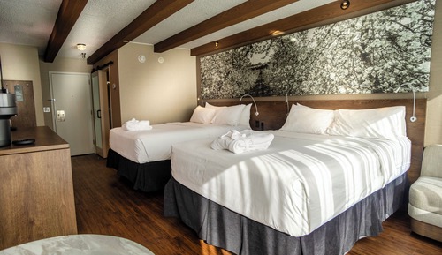 Deluxe Room, 2 Queen Beds, 2nd Floor