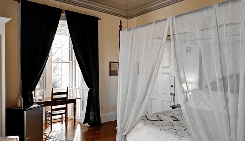 Room, 1 Queen Bed (Prime)