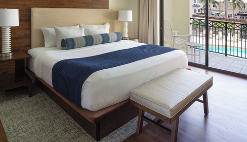 Suite, 1 King Bed with Sofa bed, Mobility Accessible, Pool View (Mobility Accessible)