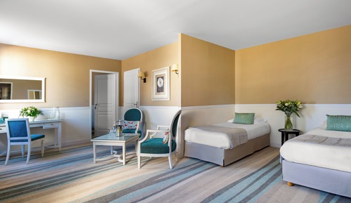 Family Room, Garden View