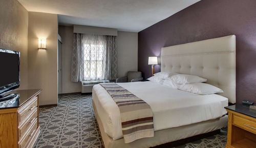 Suite, 1 King Bed with Sofa bed (Upper Floor, Sofa Sleeper, 2 Rooms)