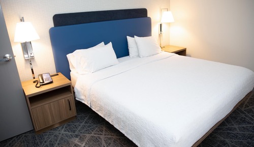 Suite, 1 King Bed, Non Smoking