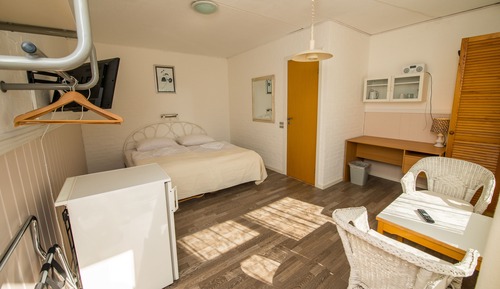 Double Room, 1 Double Bed