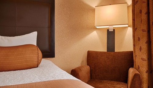 Standard Room, 2 Queen Beds, Non Smoking (Larger Room Wet Bar)