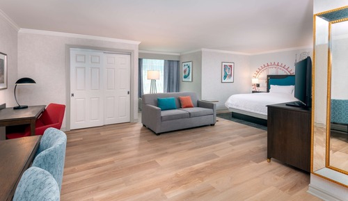 Studio, 1 King Bed with Sofa bed, Non Smoking