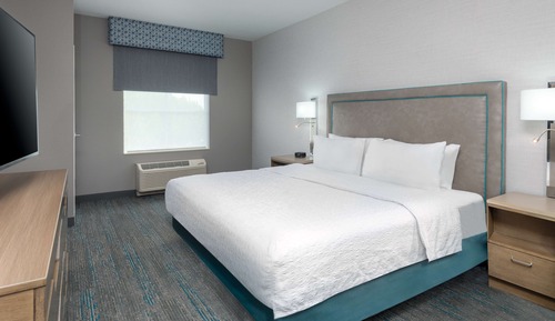 Room, 1 King Bed, Accessible, Non Smoking (With Tub)