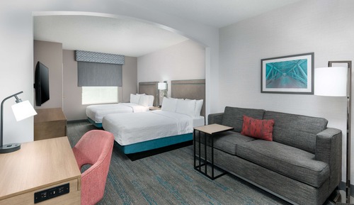 Room (2 Queen Beds With Sofabed Non Smoking)