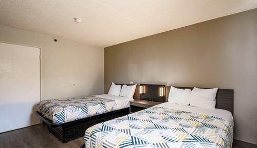 Deluxe Room, 2 Double Beds, Smoking, Refrigerator & Microwave