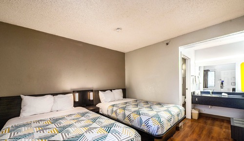 Deluxe Room, 2 Double Beds, Accessible, Non Smoking