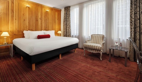 Standard Room, 1 Queen Bed
