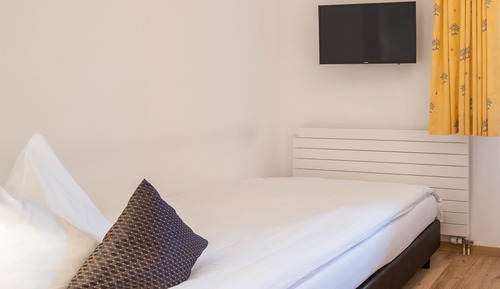 Standard Single Room, Mountain View