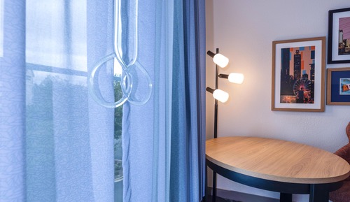 Room, 1 King Bed, Non Smoking, Bathtub (Mobility & Hearing)