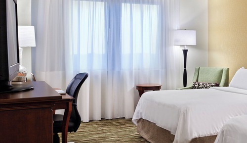 Club Room, 2 Queen Beds