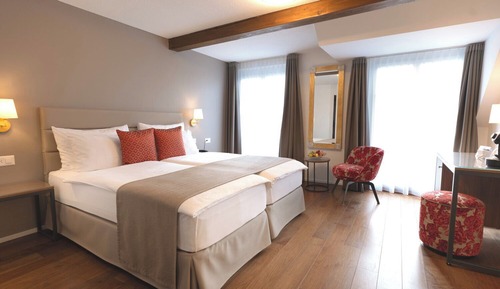 Double Room, Balcony, River View (21m²)