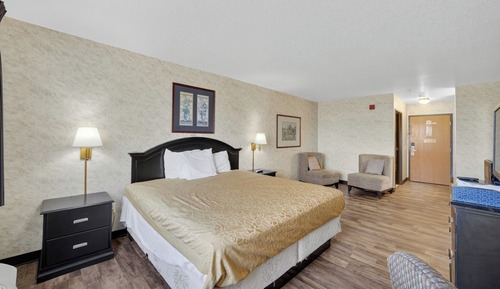 Deluxe Room, 1 King Bed