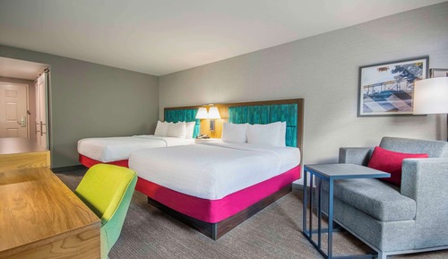 Room, 2 Queen Beds, Accessible (Hearing)