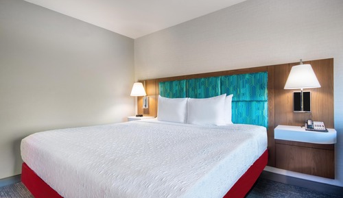 Room, 1 King Bed, Accessible (Hearing)