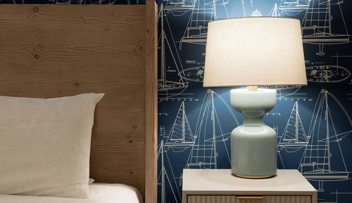 Chapman Queen Petite