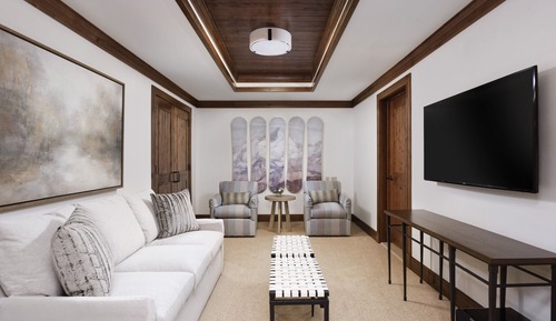 Penthouse, 3 Bedrooms (The Wildflower Residence Plus Den)