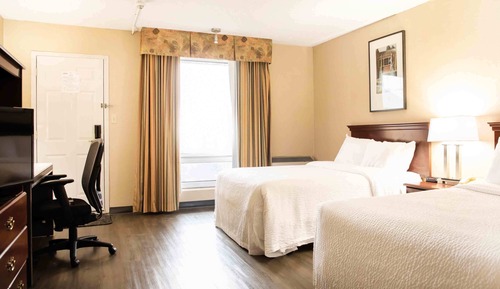 Courtyard Room Exterior, Two Queen Beds