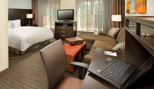 Studio Suite, 1 Double Bed, Accessible, Kitchen (Communications, Roll-In Shower)