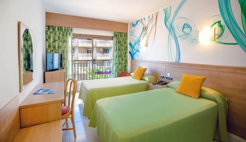 Double Room, Partial Sea View (2 Adults + 1 Child)