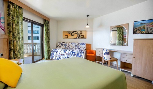 Superior Double Room, Partial Sea View