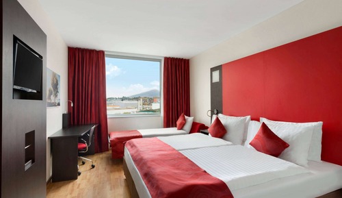 Room, 1 King Bed, Non Smoking