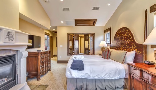 Penthouse (4 Bedrooms)
