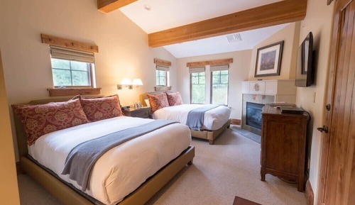Suite, 1 Bedroom (Two Queens)