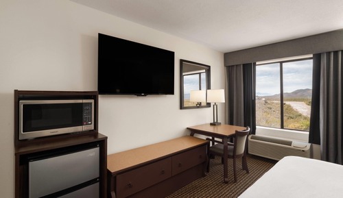 Room, 1 King Bed, Accessible, Non Smoking (Bathtub W/ Grab Bars)
