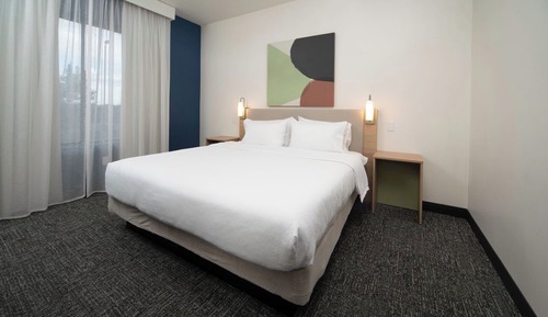 Suite, 2 Bedrooms, Accessible, Bathtub