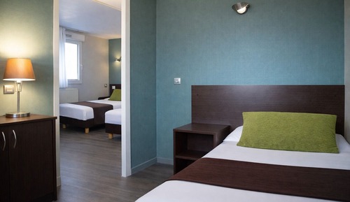 Executive Triple Room (1 Double and 1 Single bed)