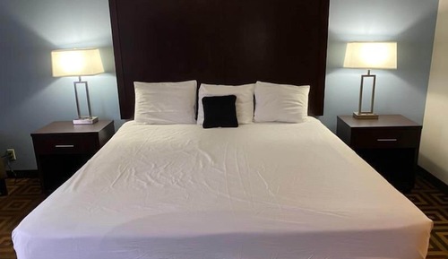 Room, 1 King Bed, Non Smoking