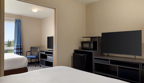Executive Room, 2 Queen Beds, Non Smoking