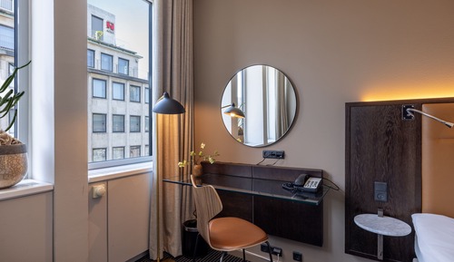 Superior King Room