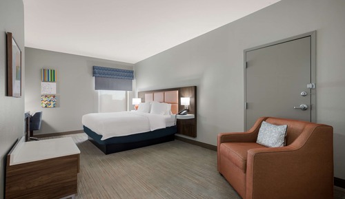 Suite One King Bed